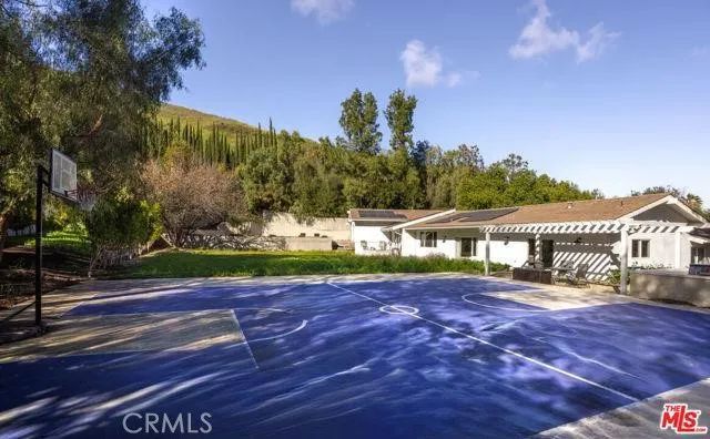 23760 Oakfield, Hidden Hills, CA 91302