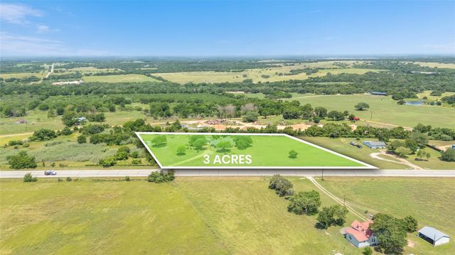 2460 N State Highway 95, Moulton, TX 77975