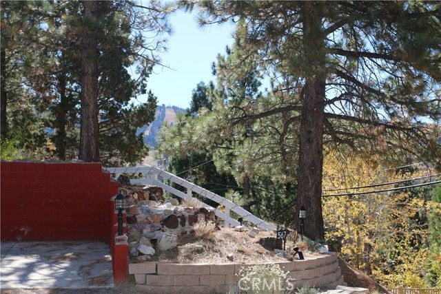 1120 Villa Grove, Big Bear Lake, CA 92315