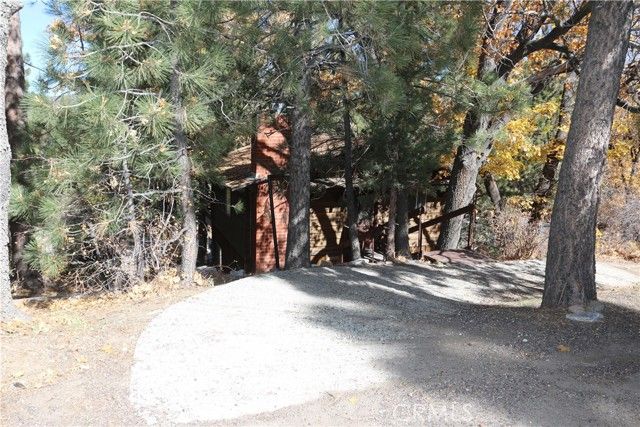 1120 Villa Grove, Big Bear Lake, CA 92315