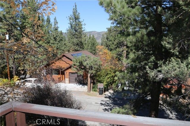 1120 Villa Grove, Big Bear Lake, CA 92315