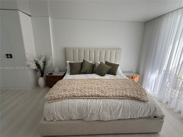 1849 S Ocean Dr 406, Hallandale Beach, FL 33009