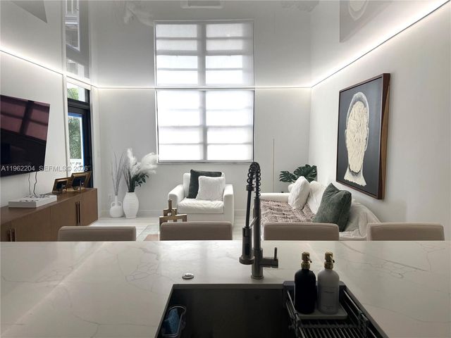 1849 S Ocean Dr 406, Hallandale Beach, FL 33009