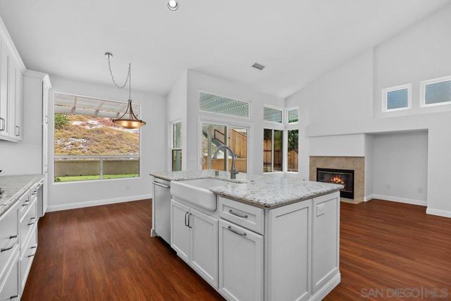 4903 Bella Collina St, Oceanside, CA 92056