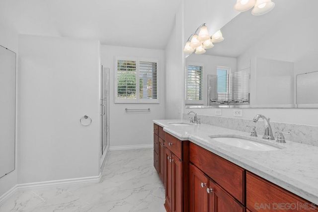 4903 Bella Collina St, Oceanside, CA 92056