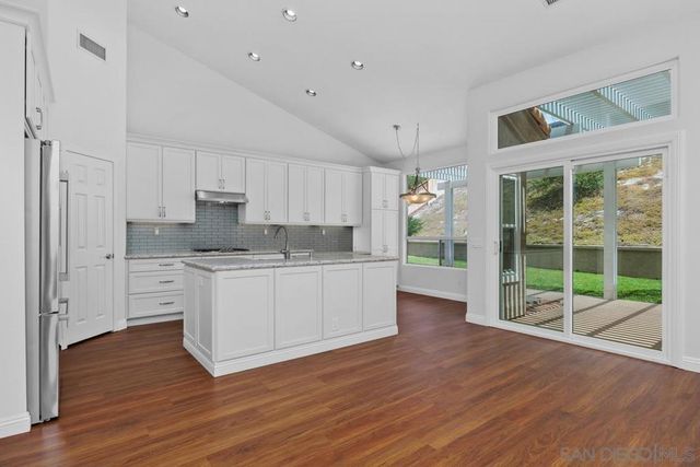 4903 Bella Collina St, Oceanside, CA 92056