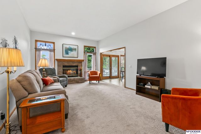 10408 Newport Avenue, Omaha, NE 68122