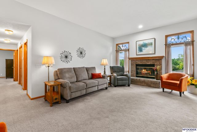 10408 Newport Avenue, Omaha, NE 68122
