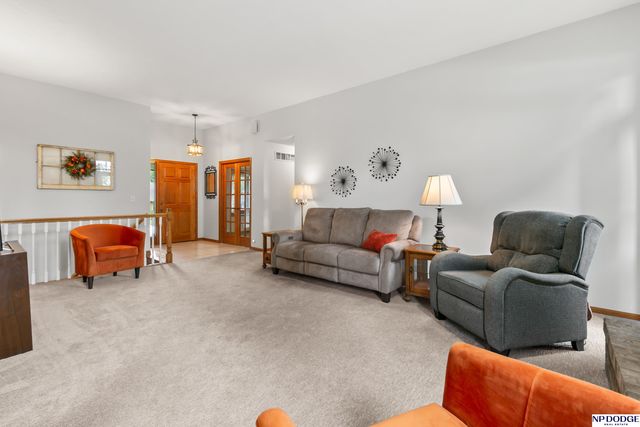 10408 Newport Avenue, Omaha, NE 68122