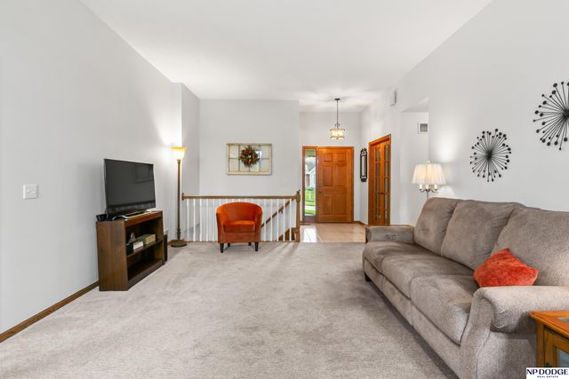 10408 Newport Avenue, Omaha, NE 68122