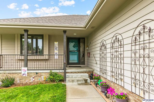 10408 Newport Avenue, Omaha, NE 68122