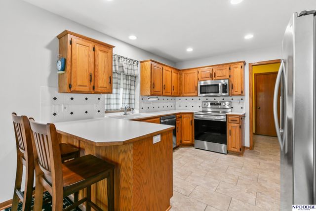 10408 Newport Avenue, Omaha, NE 68122