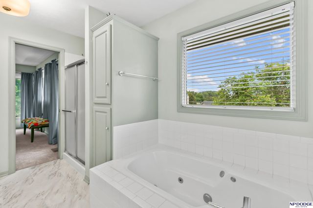 10408 Newport Avenue, Omaha, NE 68122