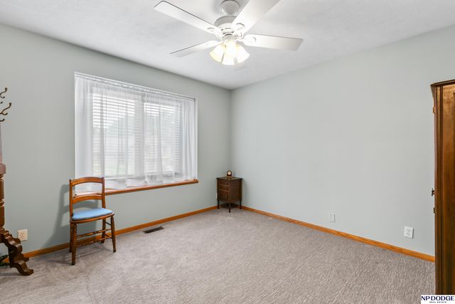 10408 Newport Avenue, Omaha, NE 68122