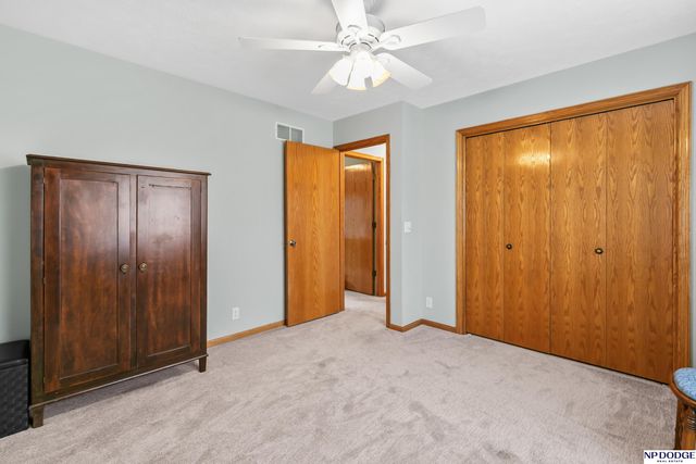 10408 Newport Avenue, Omaha, NE 68122