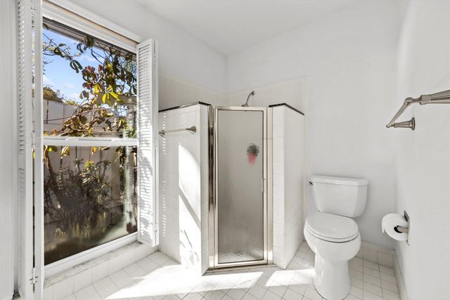 571 NE Town Terrace, Jensen Beach, FL 34957