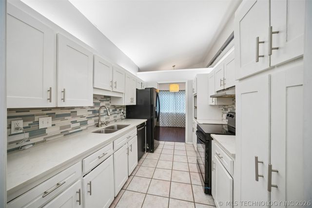 7663 E 58th Place, Tulsa, OK 74135