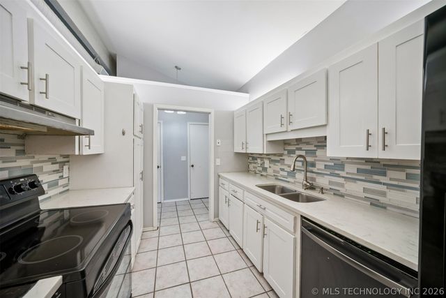 7663 E 58th Place, Tulsa, OK 74135