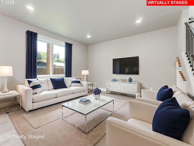 2205 Nw 69th St, Vancouver, WA 98660