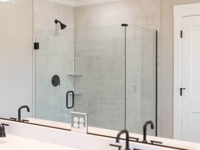 2205 Nw 69th St, Vancouver, WA 98660