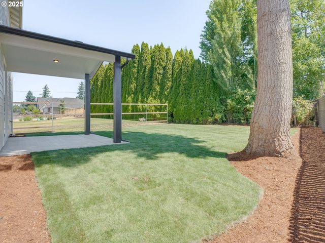 2205 Nw 69th St, Vancouver, WA 98660