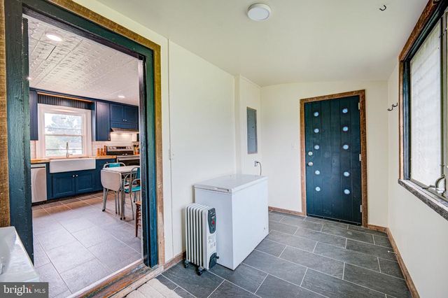 24177 RAPIDAN RD, Mitchells, VA 22729