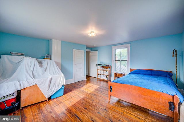 24177 RAPIDAN RD, Mitchells, VA 22729