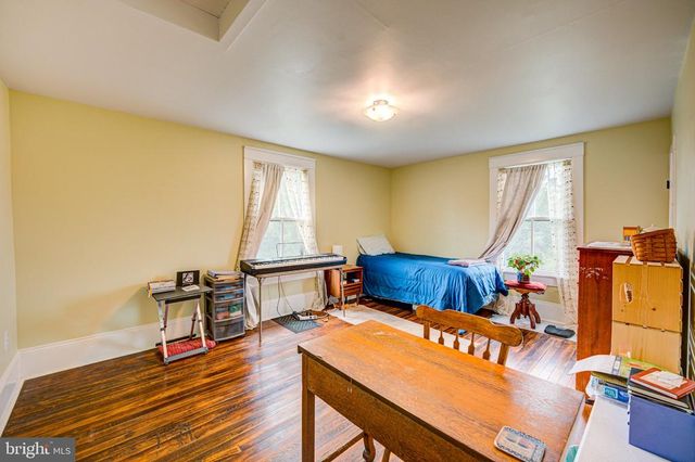 24177 RAPIDAN RD, Mitchells, VA 22729