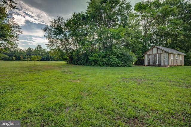24177 RAPIDAN RD, Mitchells, VA 22729