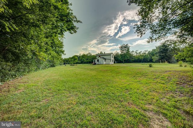 24177 RAPIDAN RD, Mitchells, VA 22729