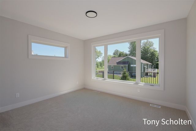 5065 Blendon Woods Drive 1, Hudsonville, MI 49426