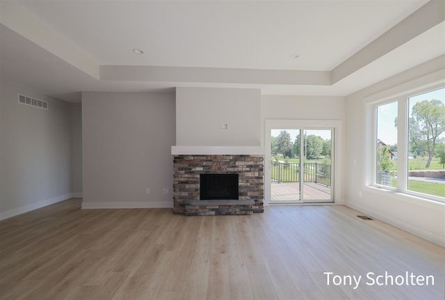 5065 Blendon Woods Drive 1, Hudsonville, MI 49426