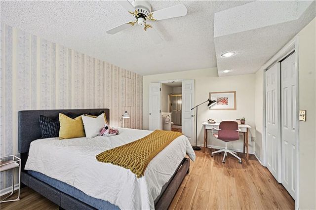 419 Lakeside Drive, Liberty, MO 64068