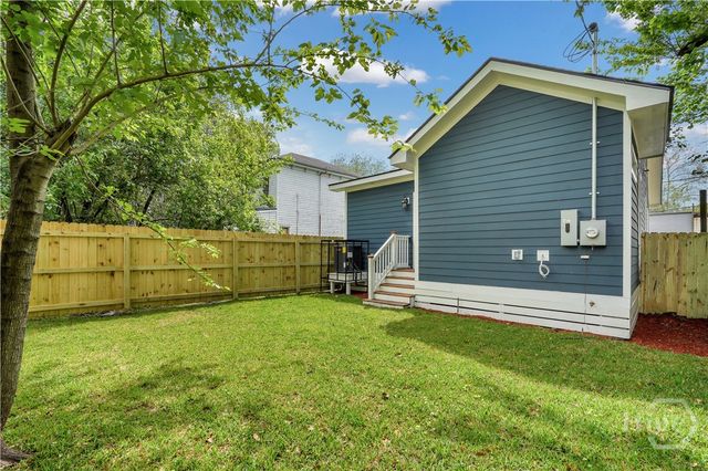 1112 E WALDBURG Street, Savannah, GA 31404