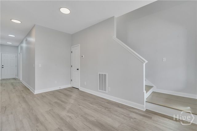 1112 E WALDBURG Street, Savannah, GA 31404