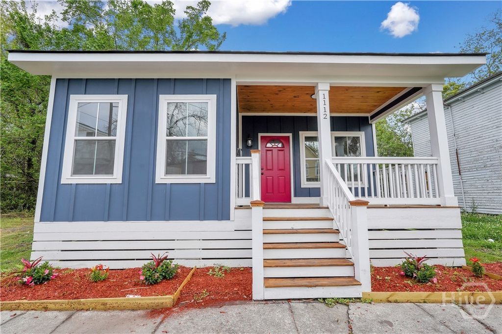 1112 E WALDBURG Street, Savannah, GA 31404