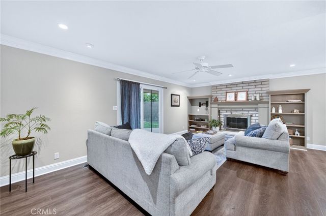 2515 E Los Altos, Fresno, CA 93710