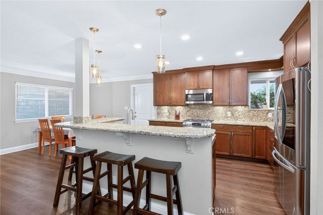 2515 E Los Altos, Fresno, CA 93710