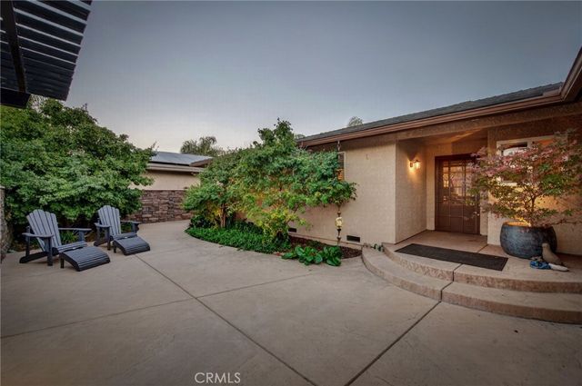 2515 E Los Altos, Fresno, CA 93710