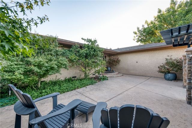2515 E Los Altos, Fresno, CA 93710