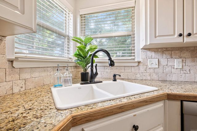29 Trinity Circle, Cabot, AR 72023