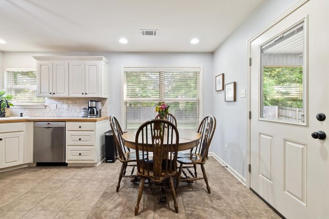 29 Trinity Circle, Cabot, AR 72023