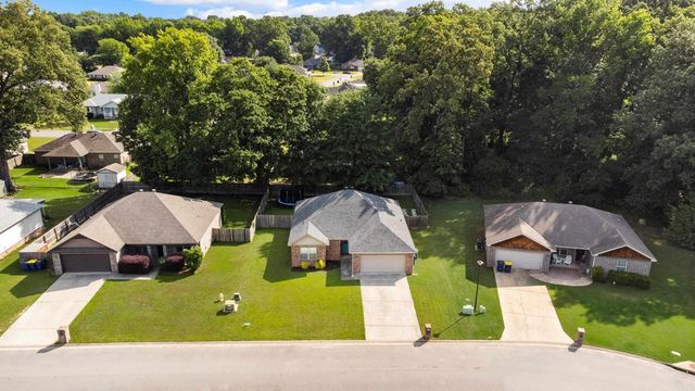 29 Trinity Circle, Cabot, AR 72023