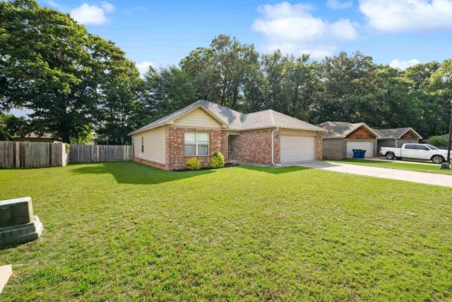 29 Trinity Circle, Cabot, AR 72023