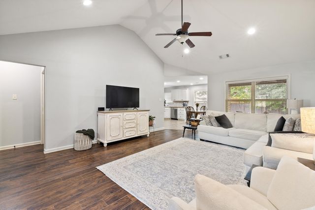 29 Trinity Circle, Cabot, AR 72023