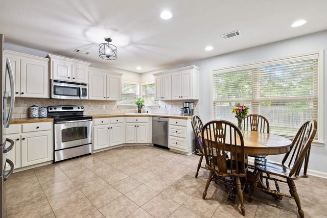29 Trinity Circle, Cabot, AR 72023