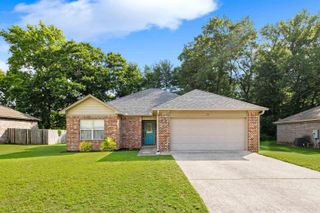 29 Trinity Circle, Cabot, AR 72023