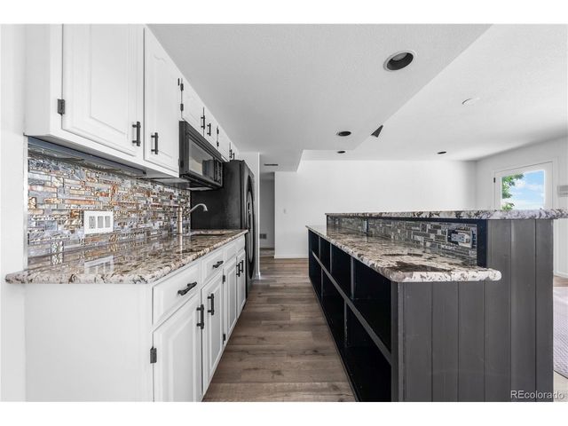 8935 Green Meadows Dr, Littleton, CO 80126