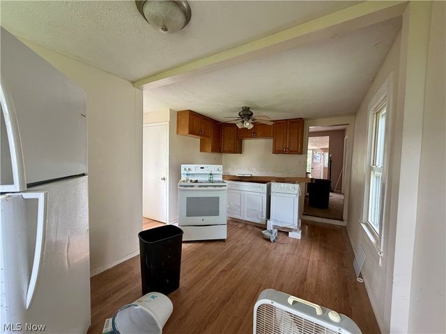 37454 Euclid Avenue, Willoughby, OH 44094