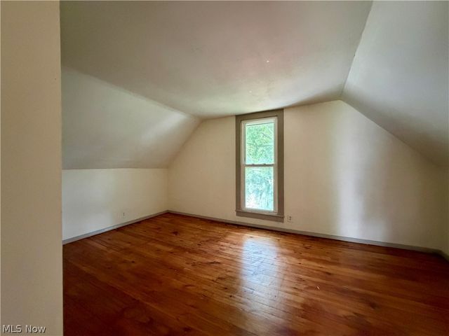37454 Euclid Avenue, Willoughby, OH 44094